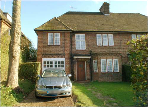 026 Ossulton Way